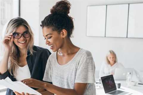 In a nutshell, consultants provide expert opinions, analyses and recommendations to organizations..